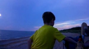 Отдых Дикарями на Азовском море.. Рыбалка на пеленгаса...