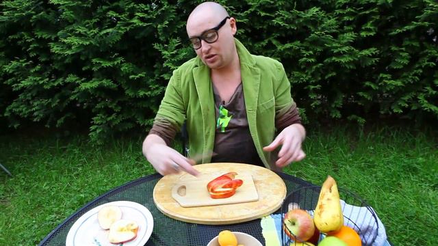 Певец Шура в проекте "Твори еду". Карвинг. Выпуск 16 смотреть онлайн