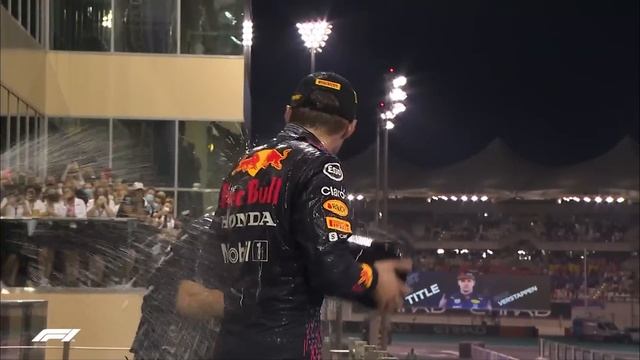 Verstappen Celebrates Maiden Title Win On Podium! | 2021 Abu Dhabi Grand Prix смотреть онлайн