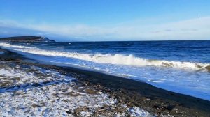 Охотское море, пос Охотское, Сахалин.