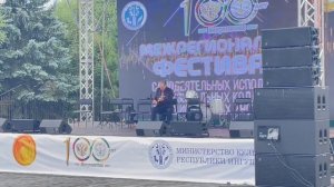 Мальсагов Ахмет – «Старинная Ингушская мелодия».
Сунженский районный Дом культуры.