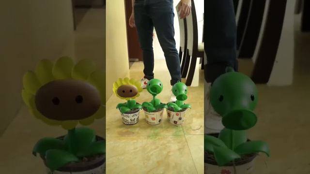 PLANTAS VS ZOMBIES 🧟♂️ 🌱 #reallife #liveaction #comedia #plantsvszombies