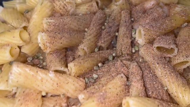 ДВЕ НЕДЕЛИ ДОМАШНИЕ ПРОСЯТ ПРИГОТОВИТЬ КАЖДЫЙ ДЕНЬ. ОЧЕНЬ ВКУСНЫЕ МАКАРОНЫ С КРЕВЕТКАМИ смотреть онлайн