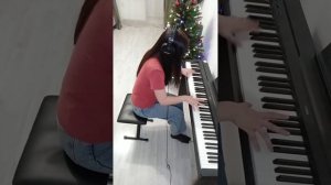 КиШ Лесник на пианино