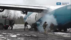 В ивановском аэропорту террористы «захватили» самолет Ан-12