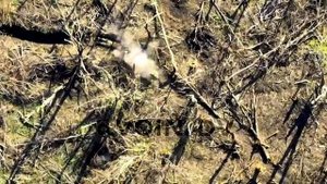 Снайперский сброс ВОГа прямиком на головы солдат ВСУ video_2023-09-02_16-37-03