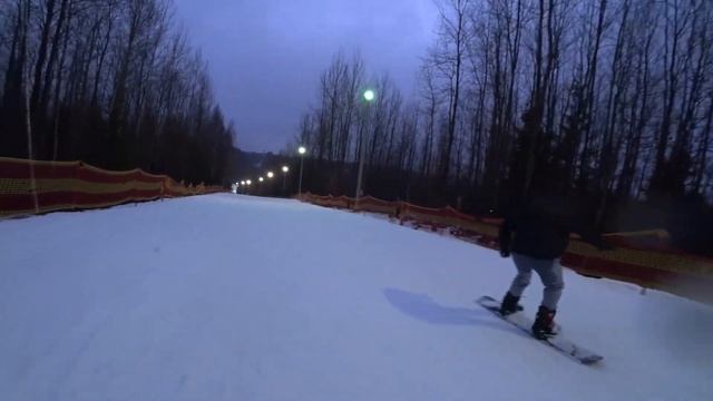ПЕРВЫЙ РАЗ НА СНОУБОРДЕ. ГК ЛОГОЙСК. ГДЕ ПОКАТАТЬСЯ НА СНОУБОРДЕ И ЛЫЖАХ МИНСК БЕЛАРУСЬ.