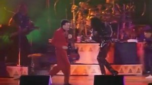 Earth Wind & Fire - Let's Groove Live in Japan 1994 with Maurice White