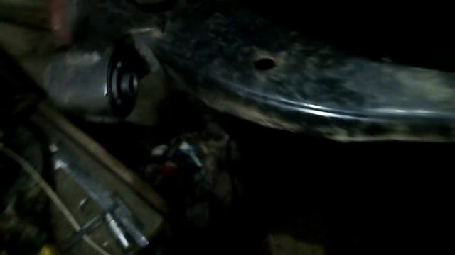 Способ быстро заменить сайлентблоки GaRaJ 813 смотреть онлайн