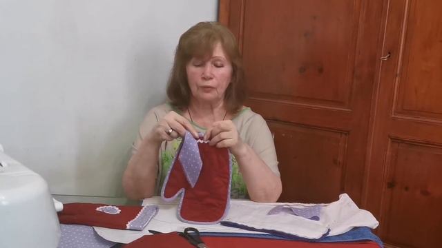 Как сшить прихватку  из махрового полотенца.