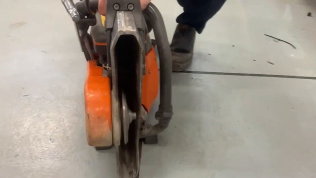 Köp Motorkap Husqvarna K760 på Klaravik смотреть онлайн