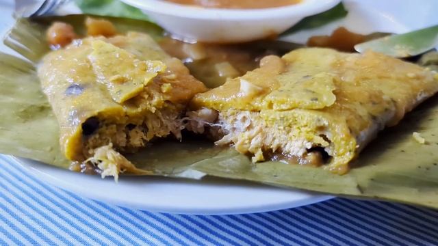 Merida, Mexico - Ultimate City and FOOD TOUR! смотреть онлайн