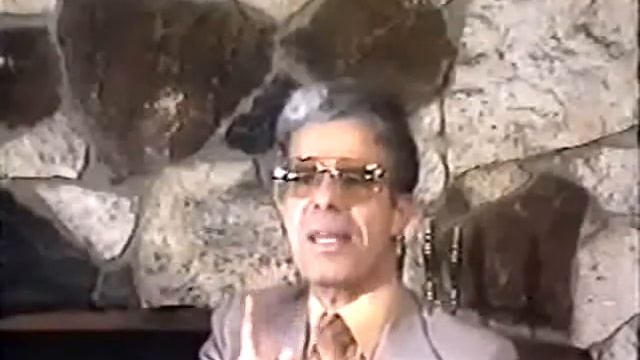 За дверью Проникновение иезуитов Часть 2 смотреть онлайн