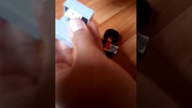 как сделать фуру из Лего поворачиваются передние колёса самоделка👍 смотреть онлайн