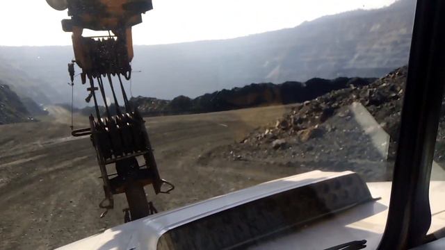 Автокран / Путешествие по карьеру/Career travel смотреть онлайн