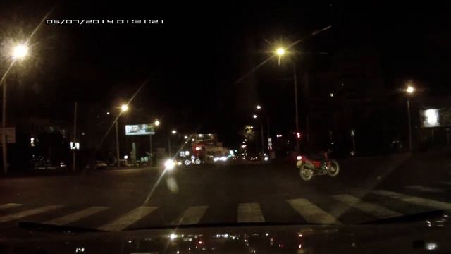 Вот это настоящая дружба. Парень хорошо отдохнул)))Прикол) смотреть онлайн