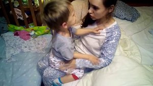 Озноб подобный гиперкинез. Ребенок не капризничает. Ему просто очень больно.