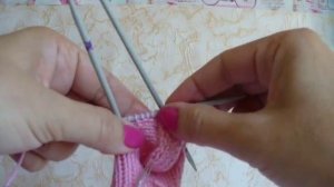 Ажурные носочки для малыша на спицах (часть 3)