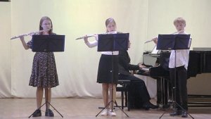 И. Дунаевский, "Галоп" из хореографической сюиты "Возвращение", исп. трио флейтистов
