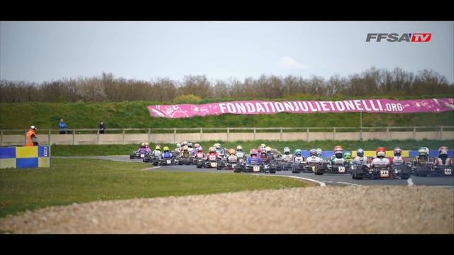 Karting - Le résumé d'Angerville смотреть онлайн