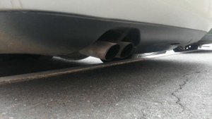 Audi A6 C4 2.8 AAH cold start, exhaust / Ауди А6 С4 2.8 ААН холодный запуск, выхлоп