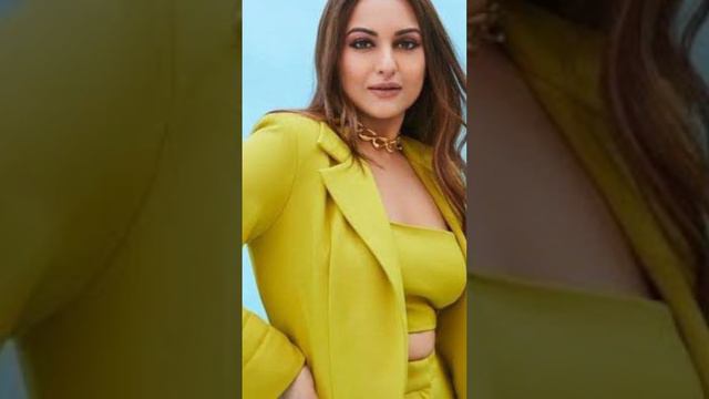 birthday girl Sonakshi Sinha gifr satrughan Sinha #news #bollywoodnews #entertainment #shortsvideo