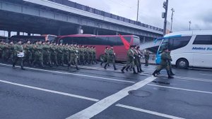 Казаки перед ночной репетицией Парада Победы