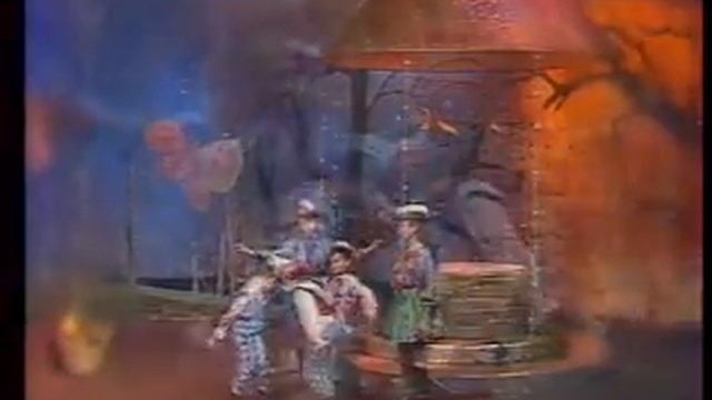 Сказка "Лиса и птички" часть 1 смотреть онлайн