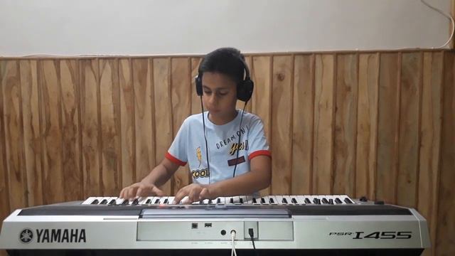 Pyar Diwana Hota Hai(Kati Patang),Keyboard cover by Robbie смотреть онлайн