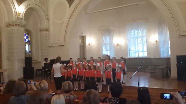 мужской хоровой колледж хор МБДОУ детский сад № 23 Руководитель Бень М Е смотреть онлайн