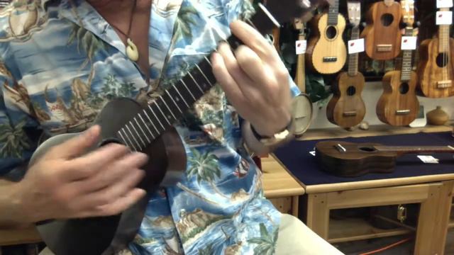 Ukulele Mania Demo; T's Rosewood Concert #1692 @ Ukulele Mania, Tokyo смотреть онлайн