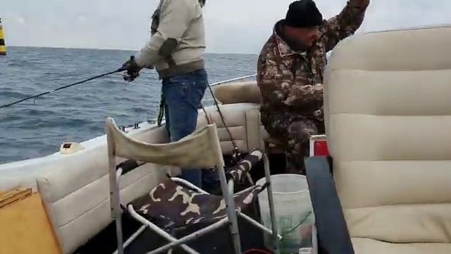 Рыбалка в Анапе на море цены тел 89897688574
