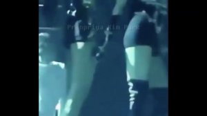Jenlisa - Lisa loves to touch Jennie