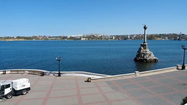 Севастополь. Безлюдный Приморский бульвар | Скорость 200