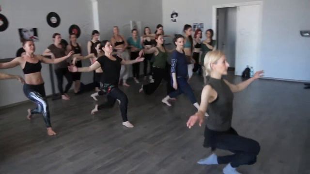 Video review of Dance Workshop by Iza Lo смотреть онлайн