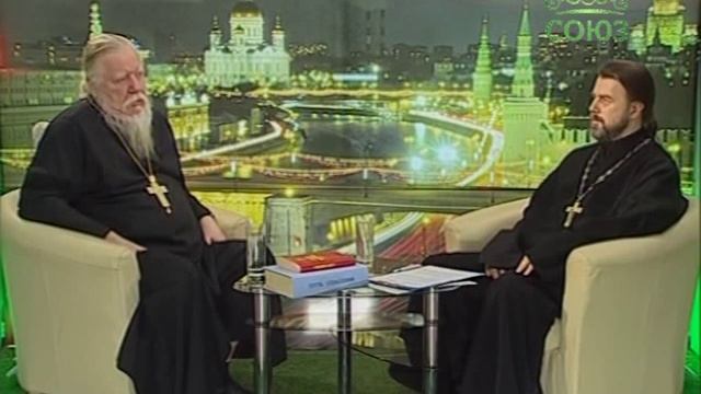 Почему почитание икон - это не идолопоклонство?