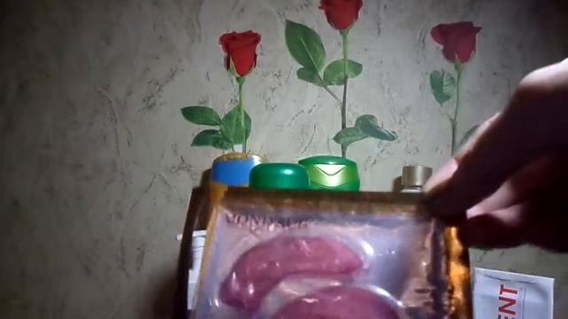 Пустые баночки.