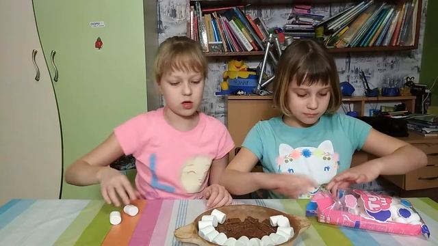 Американский десерт S'mores dip