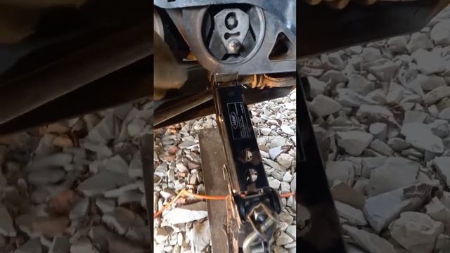 ВАЗ Калина - замена и натяжка ремня генератора.(кондиционер) смотреть онлайн