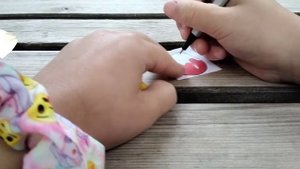 как сделать бумажный киндер сюрприз из бумаги для уточки ла ла фан фан??? туториал !!!