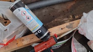 Забился пистолет для пены Hilti - вариант реанимации