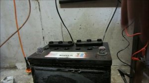 Зарядка автомобильного аккумулятора