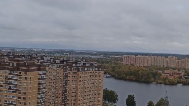 Самолёты летают над жилыми домами город Долгопрудный|Жилой комплекс Московские Водники