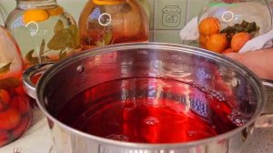 COMPOTE MOJITO FOR THE WINTER. SWEET, DELICIOUS and VERY AROMATIC Plum compote with mint and lemon.