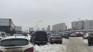 ВНИМАНИЕ-ПАРКОВКА В АННИНО! НЕТ КАРТ-НЕТ МЕСТ !!!