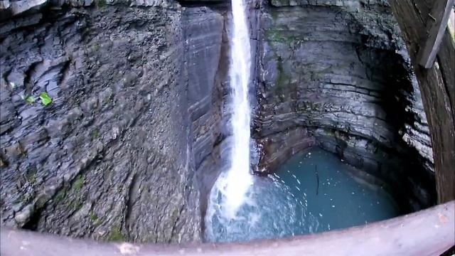 ?Сколько Стоит Съездить на Черное Море? смотреть онлайн