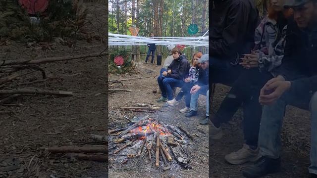 Стихотворение "Закрыв глаза"