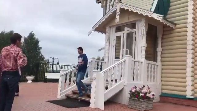 Екатерина Белых в Кирове крестила ребёнка смотреть онлайн