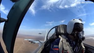 Высокоманевренный воздушный бой на истребителях#Су-35С#Су-30СМ#СУ-27СМ#Вид из кабины#глазами лётчик