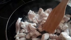 КУРИЦА с КАБАЧКАМИ на сковороде